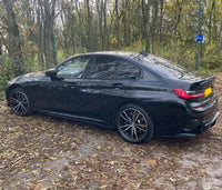 Load image into Gallery viewer, BMW 3 SERIES G20 KIT GLOSS BLACK BODYKIT FRONT LIP SPOILER LED DIFFUSER QUAD TIP
