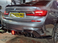 Load image into Gallery viewer, BMW 3 SERIES G20 KIT GLOSS BLACK BODYKIT FRONT LIP SPOILER LED DIFFUSER QUAD TIP
