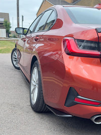 Load image into Gallery viewer, G20 SE 3 Series Gloss Black Kit SE Sport Diffuser to fit Non M sport Model 2019+
